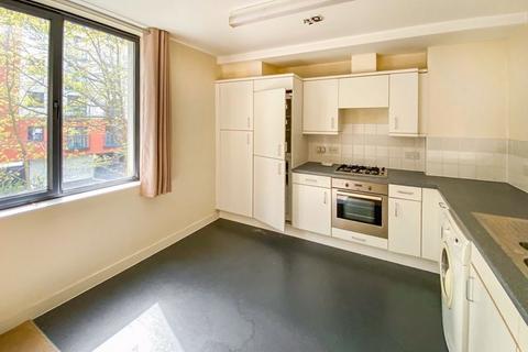 1 bedroom flat for sale, Godstone Road, Whyteleafe