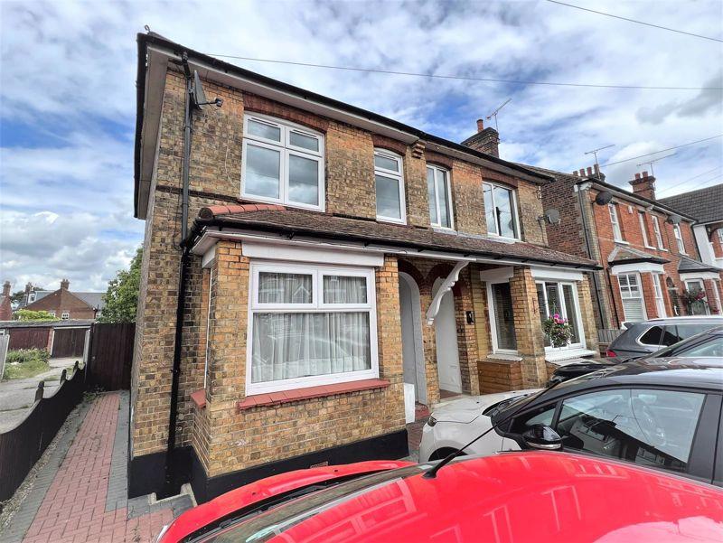 Ongar Road, Brentwood CM15 1 bed flat to rent £1,100 pcm (£254 pw)