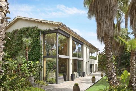 9 bedroom house - Antibes, 06600, France