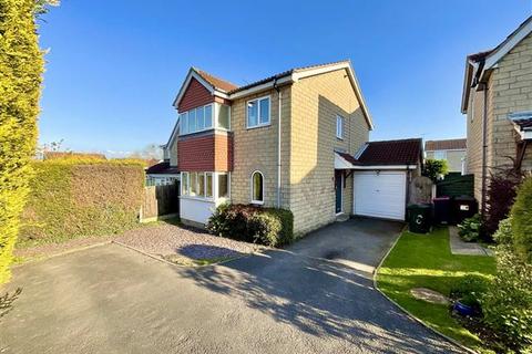 4 bedroom detached house for sale, Martin Close, Aughton, Sheffield, S26 3RJ