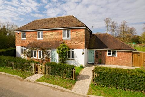6 bedroom detached house for sale - Longage Hill, Rhodes Minnis, Canterbury, CT4