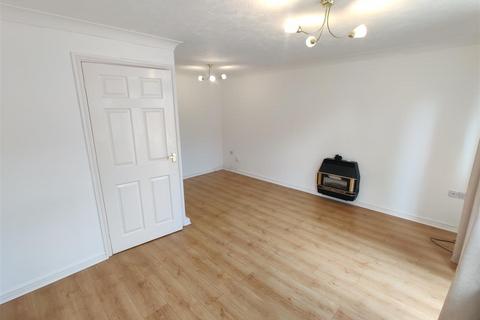 5 Hazel Road, Gateshead, NE8 2EP