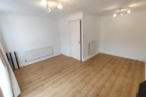 5 Hazel Road, Gateshead, NE8 2EP