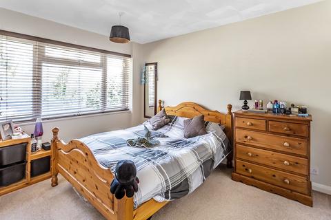 41 Home Park, Oxted, RH8 0JS