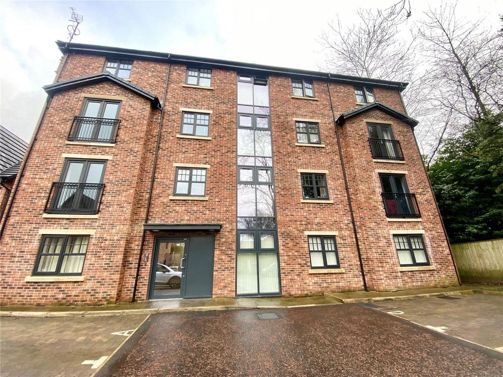 King Edward Road, Gee Cross, Hyde, SK14 2 bed flat £800 pcm (£185 pw)