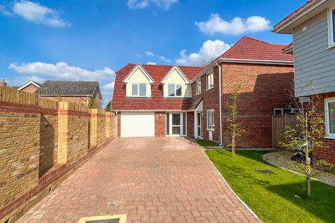 5 bedroom detached house for sale - Spire View, March, PE15