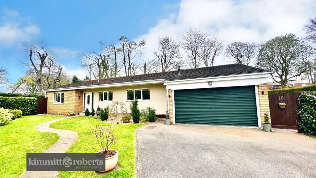 The Grove, Houghton le Spring, Tyne... 5 bed detached bungalow £425,000