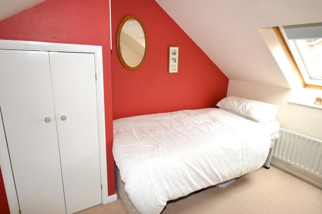 Upstairs bedroom2.JPG