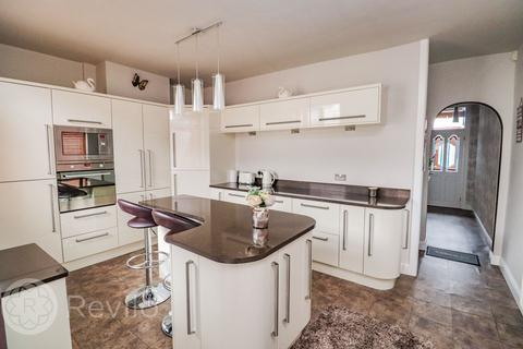 2 bedroom end of terrace house for sale - Whalley Road, Rochdale, OL12