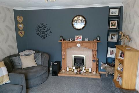 20 Chestnut Close, Edenbridge, TN8 5JJ