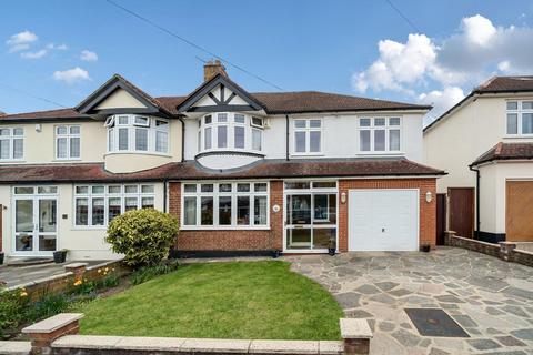 7 Ash Grove, West Wickham, BR4 0QL