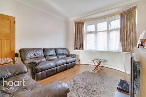 3 bedroom terraced house for sale - Herbert Road, Ilford