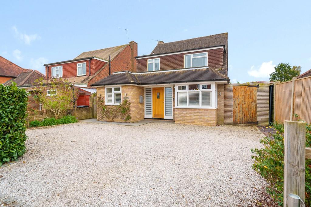 Manor Road, Send Marsh, Woking, GU23 3 bed detached house for sale £
