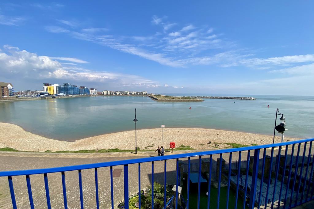 Dominica Court, Eastbourne, East... 4 bed terraced house £525,000