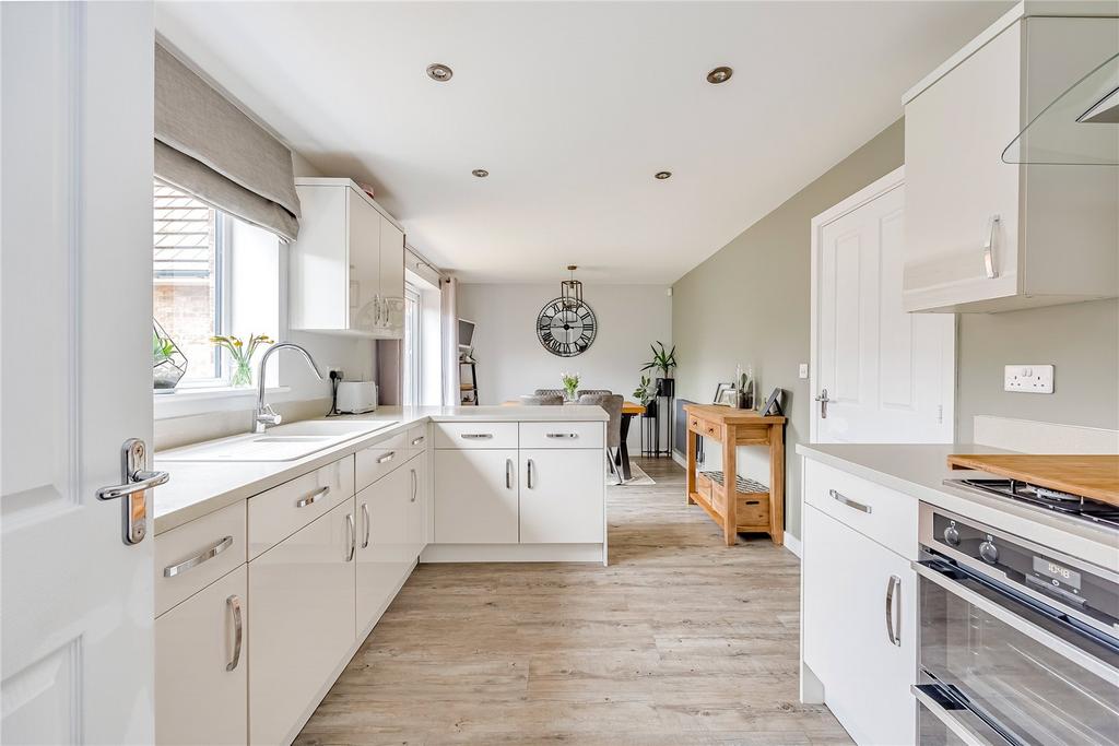 Oxford Blue Way, Stewartby, Bedfordshire, MK43 4 bed detached house for