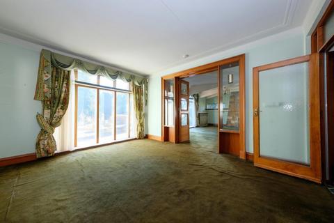 10 Boswall Road, Edinburgh, EH5 3RH