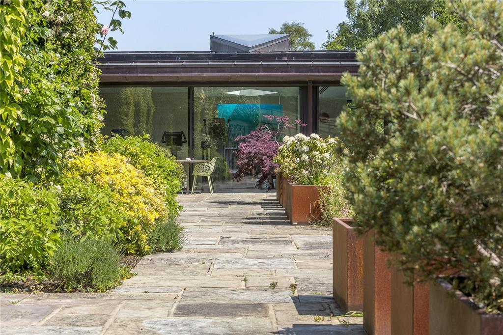 Mundy's House