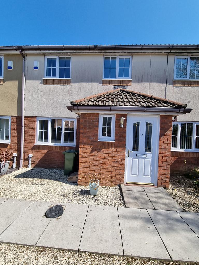 Nantyfron, Tonyrefail, Porth... 3 bed detached house £825 pcm (£190 pw)