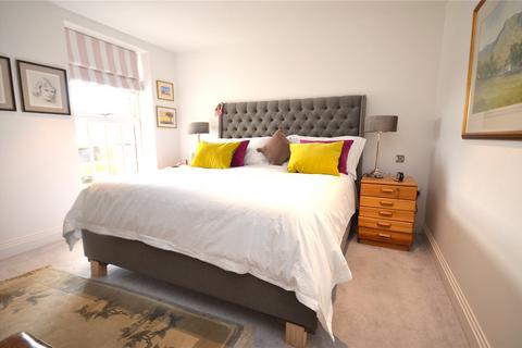 2 bedroom apartment for sale - East Street, Farnham, Surrey, GU9