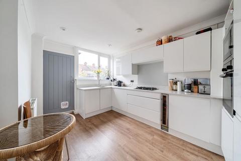 53 Church Road, Chavey Down, Ascot, SL5 8RR