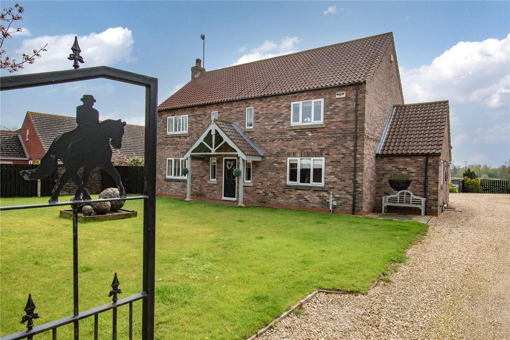 North End Lane, South Kelsey, Lincolnshire, LN7 4 bed equestrian