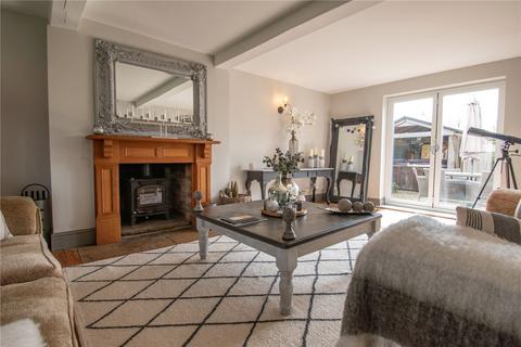 4 bedroom equestrian property for sale, North End Lane, South Kelsey, Lincolnshire, LN7