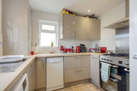 5 Ballards Crescent, West Yelland, Barnstaple, EX31 3EU