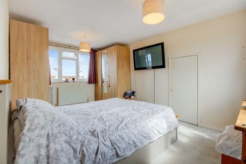 5 Ballards Crescent, West Yelland, Barnstaple, EX31 3EU