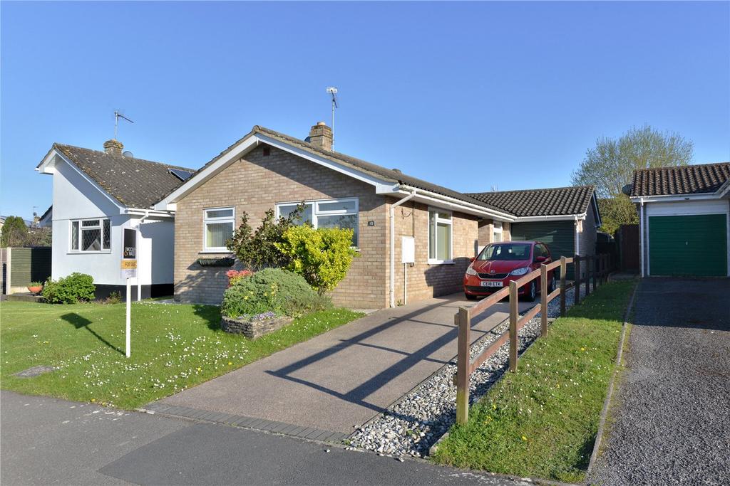 Broomfield Drive, Alderholt, Fordingbridge, SP6 3 bed bungalow for sale