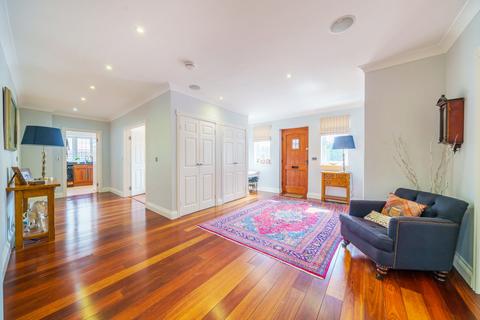Khobar Ridgway, Pyrford, Woking, GU22 8PW