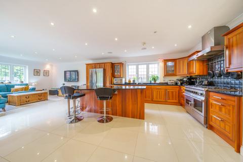 Khobar Ridgway, Pyrford, Woking, GU22 8PW
