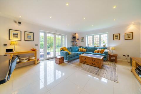 Khobar Ridgway, Pyrford, Woking, GU22 8PW