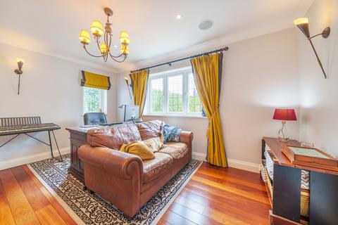 Khobar Ridgway, Pyrford, Woking, GU22 8PW