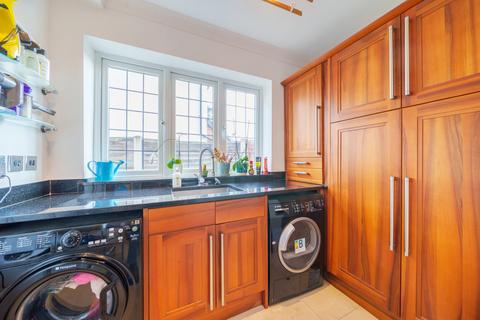 Khobar Ridgway, Pyrford, Woking, GU22 8PW