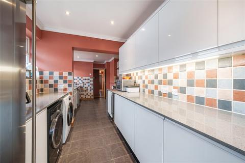 46 Envis Way, Fairlands, Guildford, GU3 3NJ