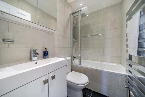 134 Strathdon Drive, London, SW17 0PP