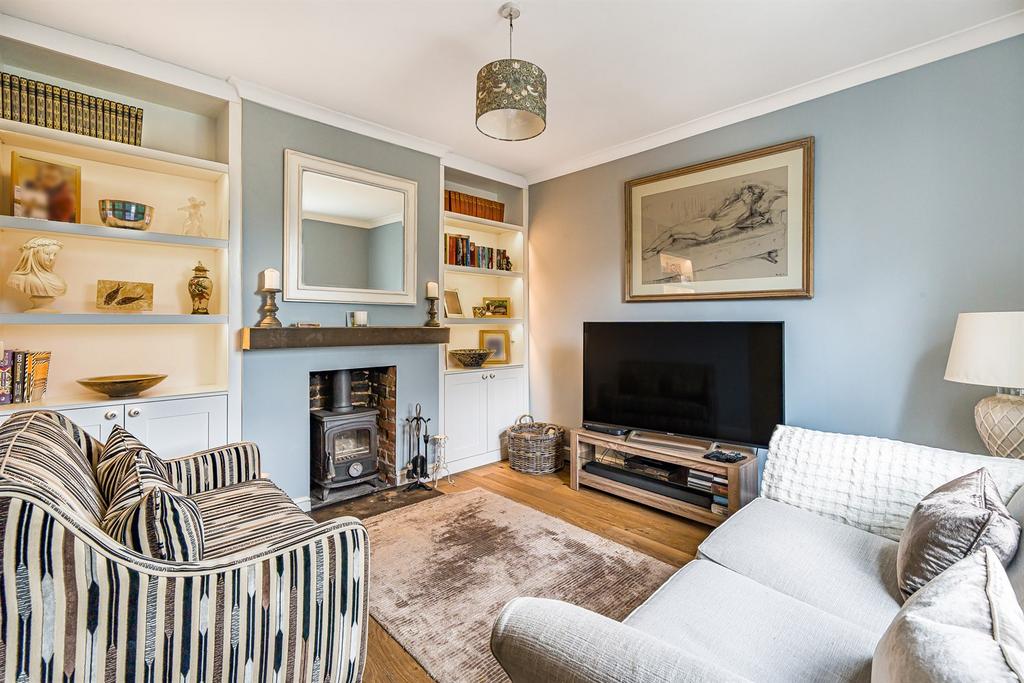 Thorney Road, Emsworth, PO10 2 bed terraced house £450,000