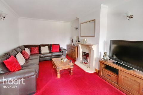 68 Burnham Road, Hullbridge, Hockley, SS5 6BQ