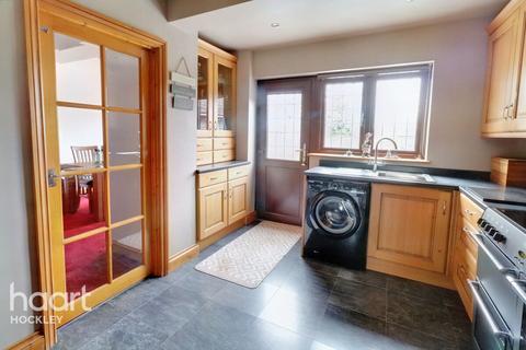 68 Burnham Road, Hullbridge, Hockley, SS5 6BQ