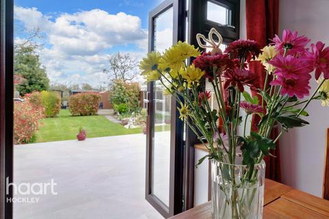 68 Burnham Road, Hullbridge, Hockley, SS5 6BQ