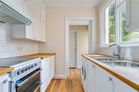 1 bedroom flat to rent, Halford Road, Richmond, Surrey