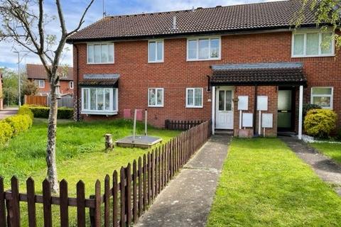 2 bedroom terraced house for sale - Friary Gardens, Newport Pagnell, Buckinghamshire