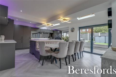 20 Wid Close, Hutton, Brentwood, CM13 1JQ