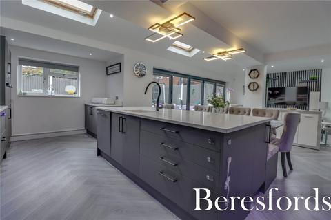 20 Wid Close, Hutton, Brentwood, CM13 1JQ