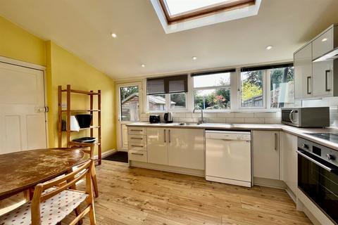 4 bedroom semi-detached house to rent, York Road, Oxford, Oxford, Oxfordshire, OX3