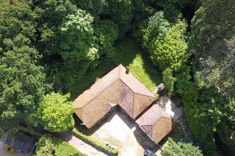 4 bedroom bungalow for sale, Five Oaks, Headley Fields, Headley