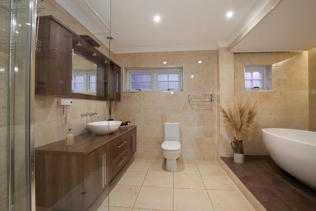 Ground Floor Family Bathroom