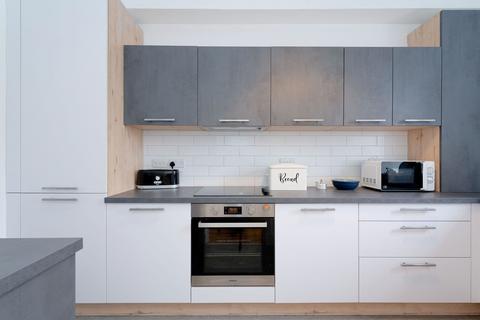 32b Beach Lane, EH21 6LB