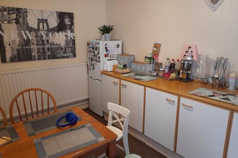 8 Stone Street, Llandovery, SA20 0JR