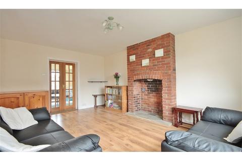 4 bedroom semi-detached house to rent, Cowley Road, Littlemore, Oxford, OX4